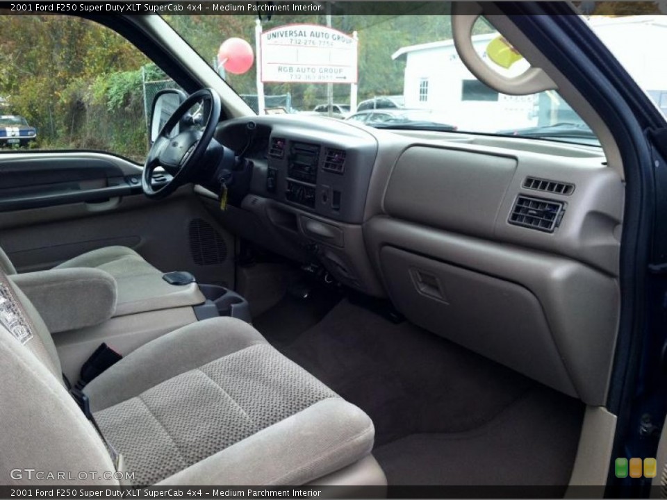 Medium Parchment Interior Dashboard for the 2001 Ford F250 Super Duty XLT SuperCab 4x4 #72870357