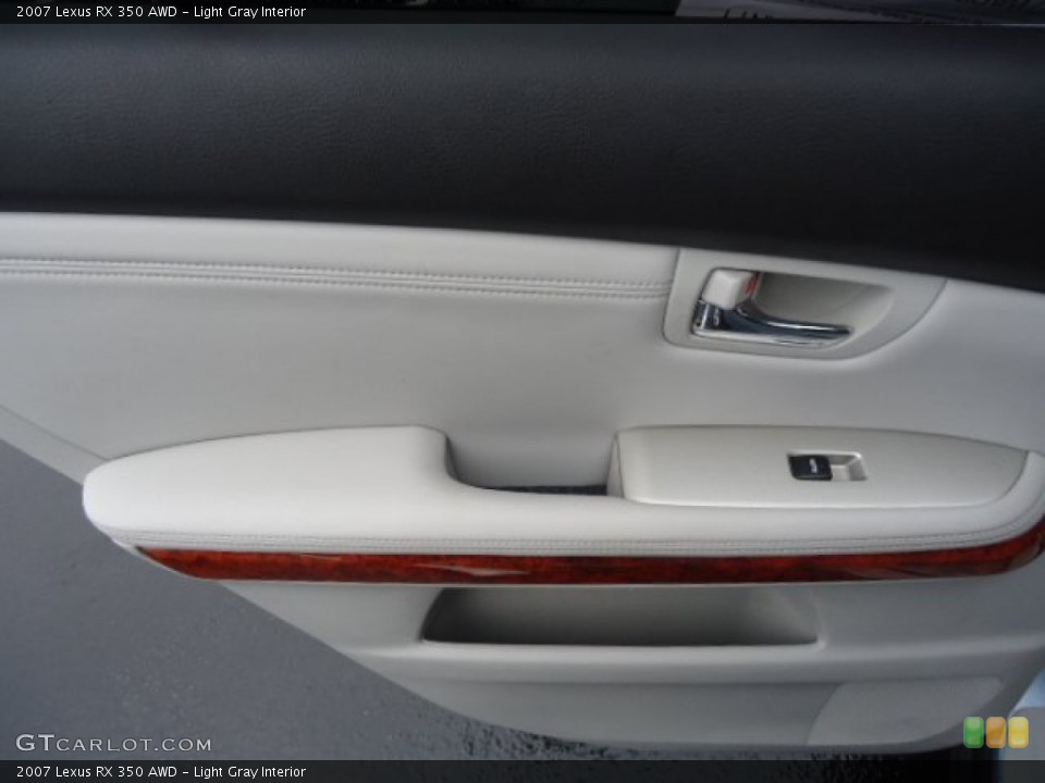 Light Gray Interior Door Panel for the 2007 Lexus RX 350 AWD #72873986