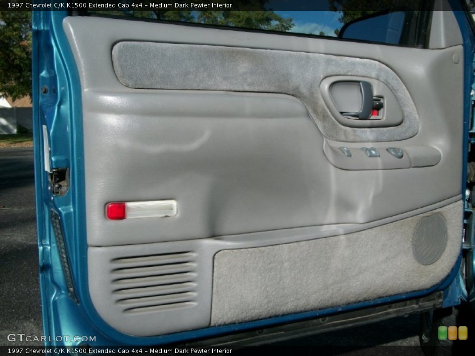Medium Dark Pewter Interior Door Panel for the 1997 Chevrolet C/K K1500 Extended Cab 4x4 #72876681