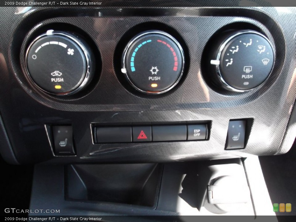 Dark Slate Gray Interior Controls for the 2009 Dodge Challenger R/T #72879963