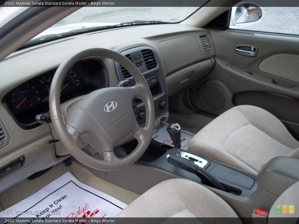 Beige 2002 Hyundai Sonata Interiors