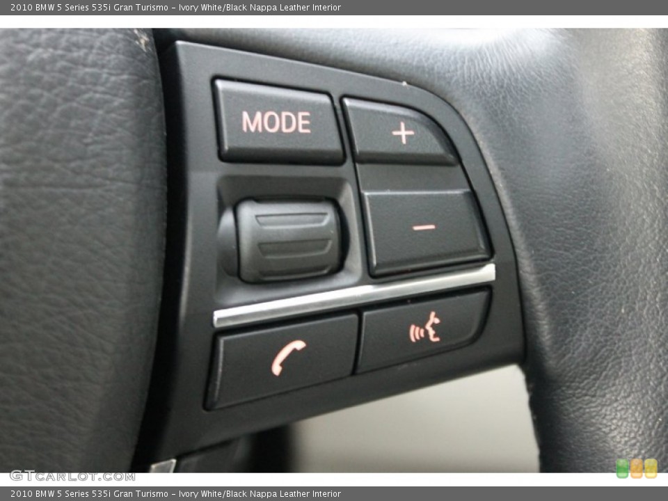 Ivory White/Black Nappa Leather Interior Controls for the 2010 BMW 5 Series 535i Gran Turismo #72931555