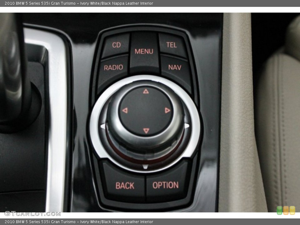 Ivory White/Black Nappa Leather Interior Controls for the 2010 BMW 5 Series 535i Gran Turismo #72931864