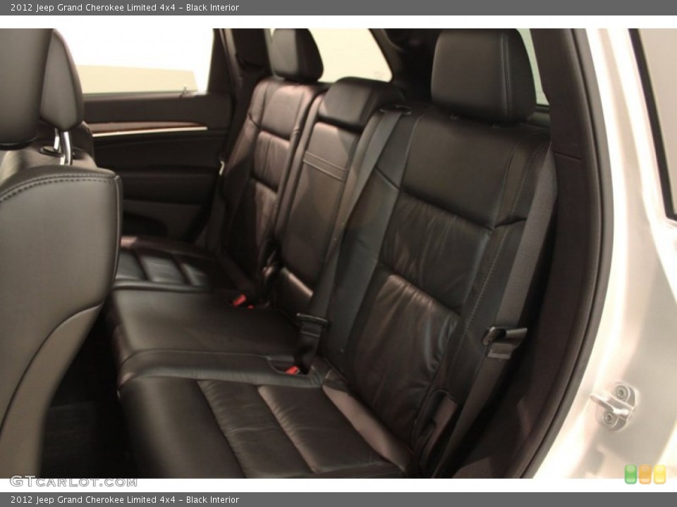 Black Interior Photo for the 2012 Jeep Grand Cherokee Limited 4x4 #72935626