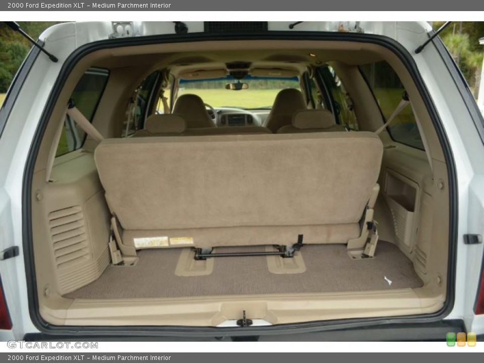 Medium Parchment Interior Trunk for the 2000 Ford Expedition XLT #72936013