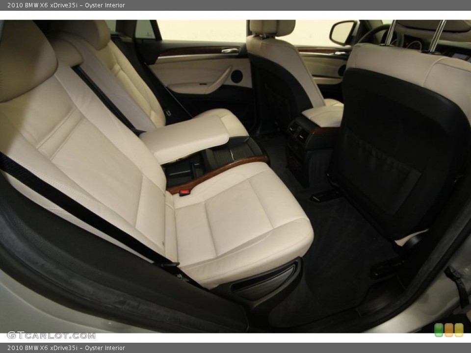 Oyster Interior Rear Seat for the 2010 BMW X6 xDrive35i #72952308