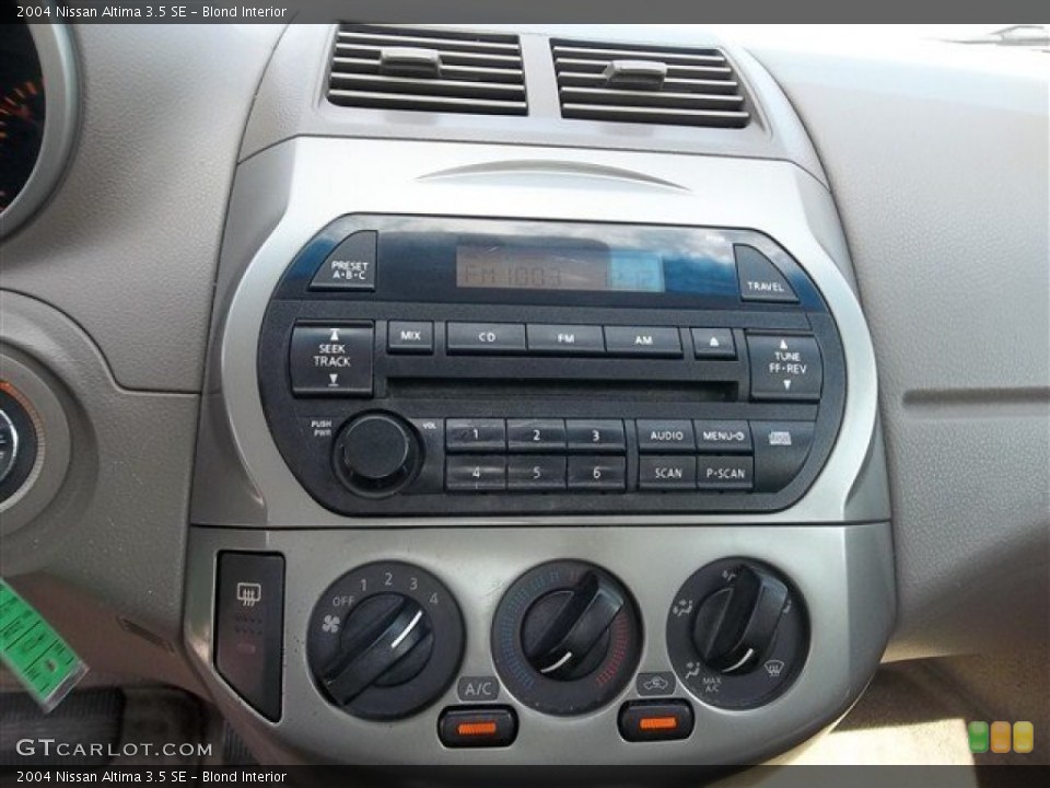 Blond Interior Controls for the 2004 Nissan Altima 3.5 SE #72957738
