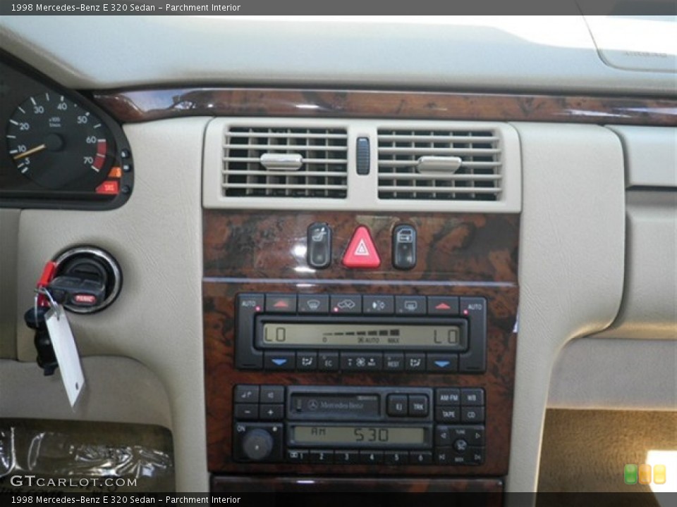 Parchment Interior Controls for the 1998 Mercedes-Benz E 320 Sedan #72960366