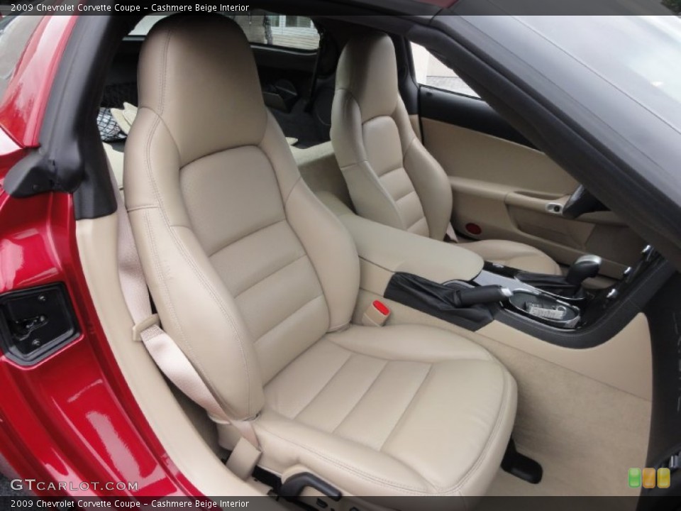 Cashmere Beige Interior Photo for the 2009 Chevrolet Corvette Coupe #72964845