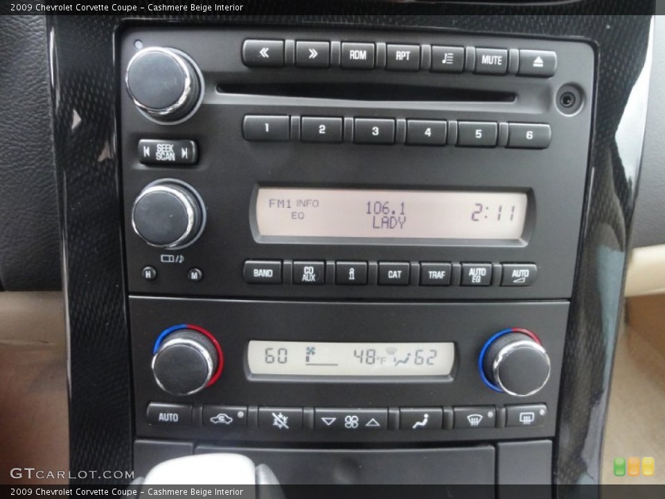 Cashmere Beige Interior Controls for the 2009 Chevrolet Corvette Coupe #72964988