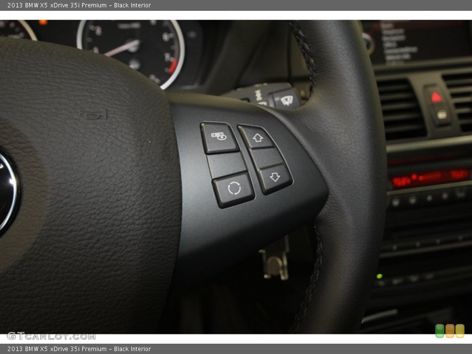 Black Interior Controls for the 2013 BMW X5 xDrive 35i Premium #72965022