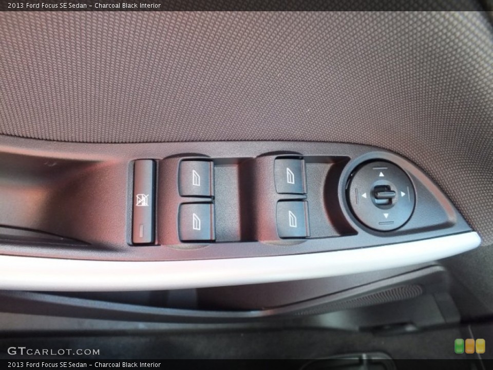 Charcoal Black Interior Controls for the 2013 Ford Focus SE Sedan #72971472