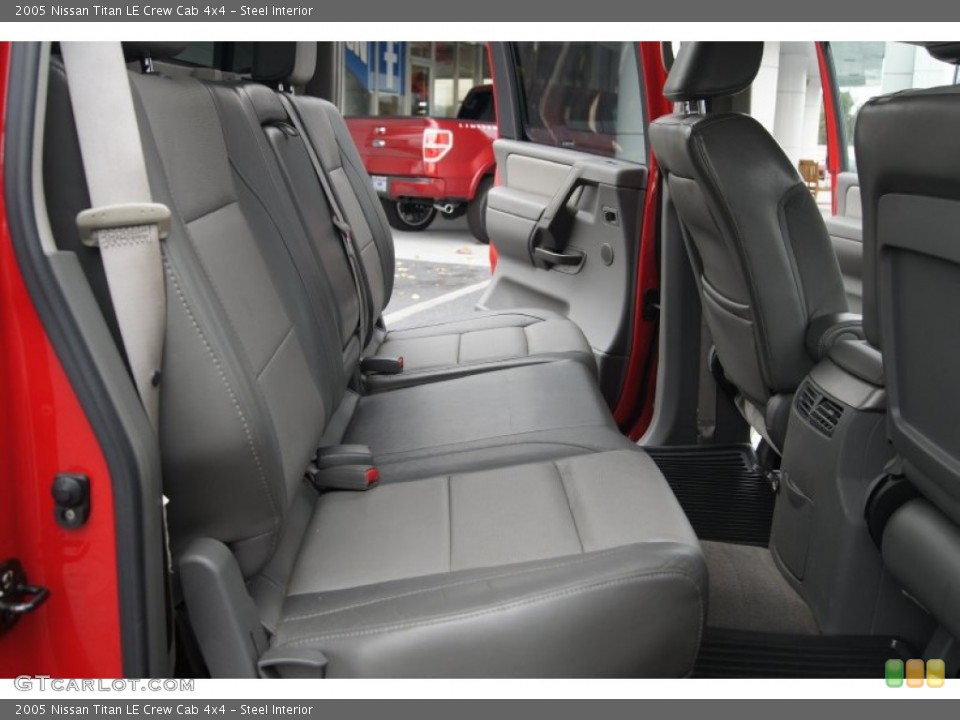 Steel Interior Photo for the 2005 Nissan Titan LE Crew Cab 4x4 #72971755