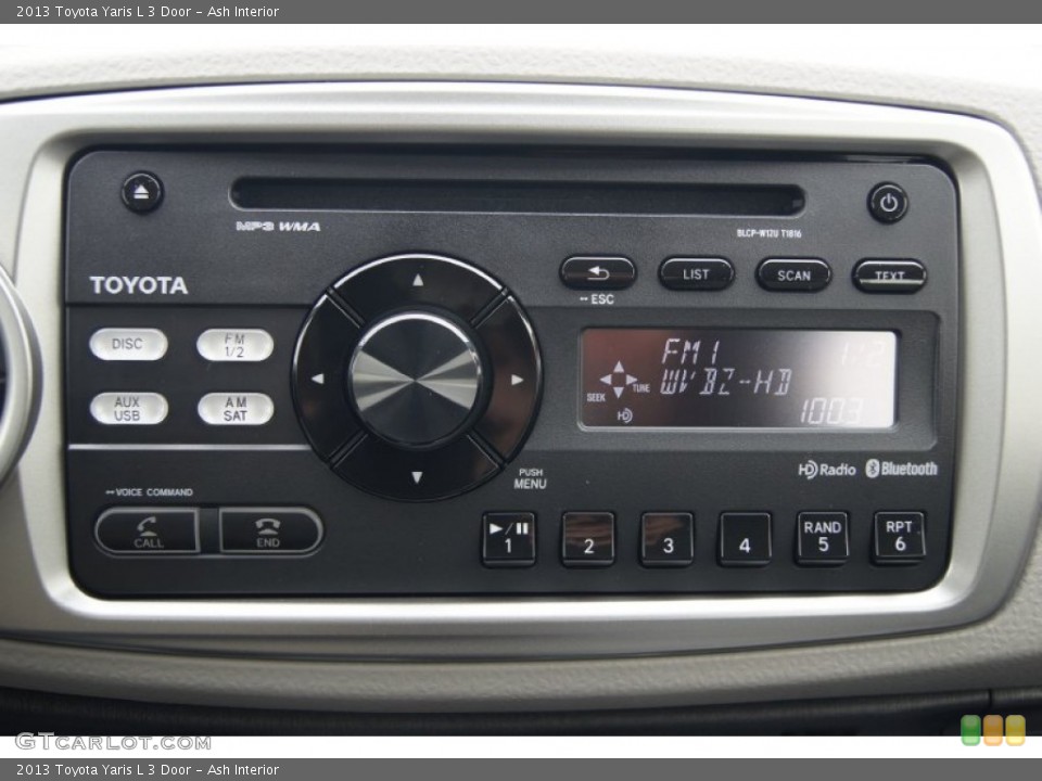 Ash Interior Controls for the 2013 Toyota Yaris L 3 Door #72973525