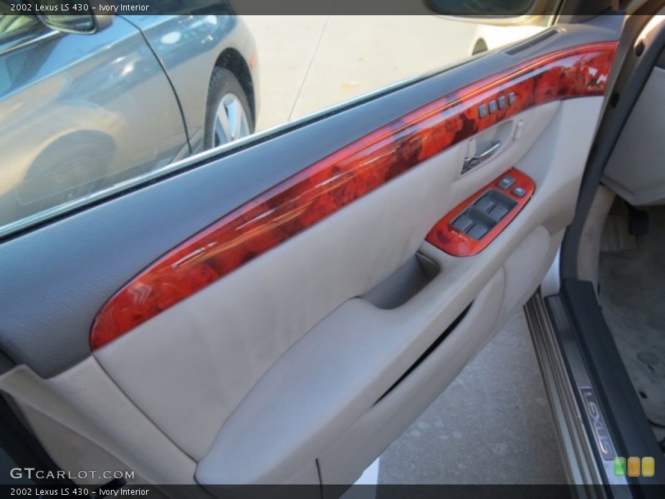 Ivory Interior Door Panel for the 2002 Lexus LS 430 #72975321