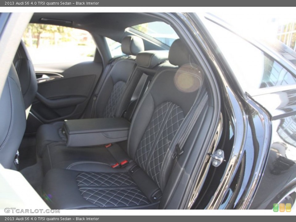 Black Interior Photo for the 2013 Audi S6 4.0 TFSI quattro Sedan #72984519