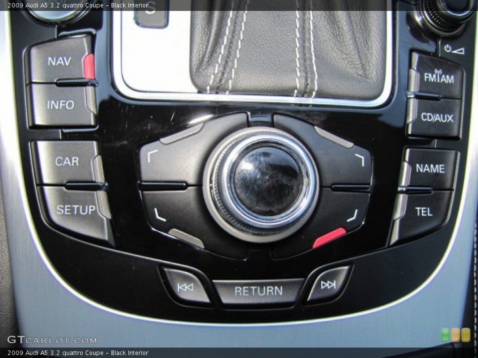 Black Interior Controls for the 2009 Audi A5 3.2 quattro Coupe #72984570