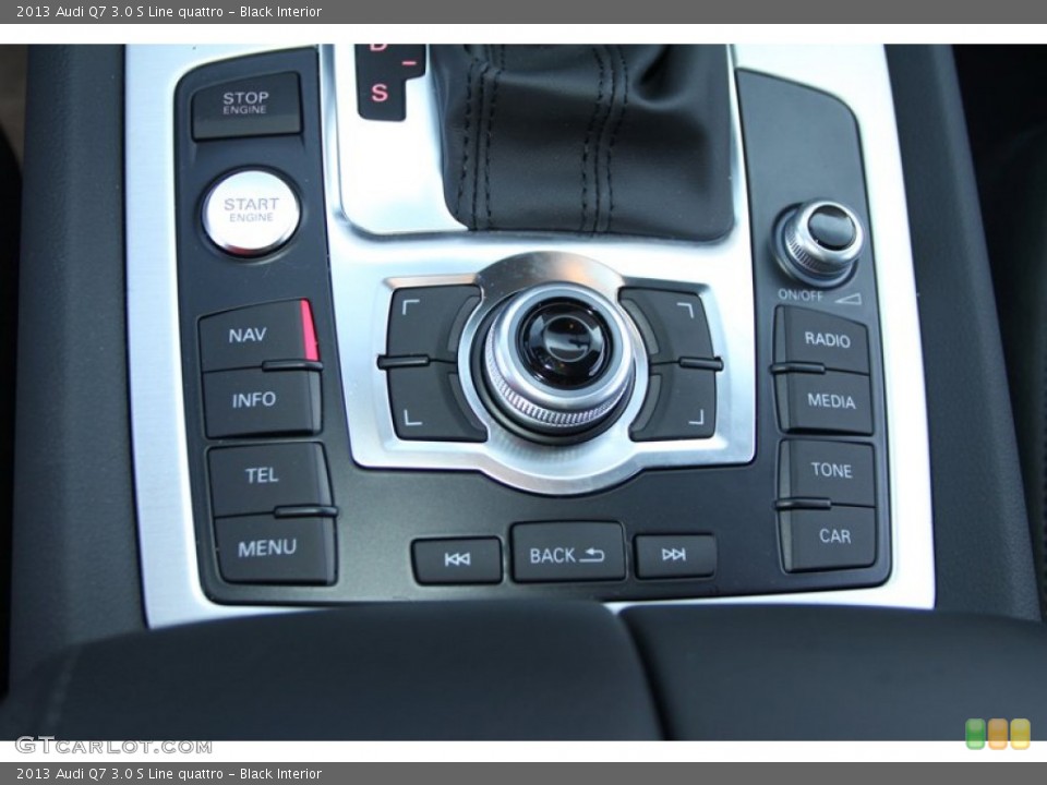 Black Interior Controls for the 2013 Audi Q7 3.0 S Line quattro #72995659
