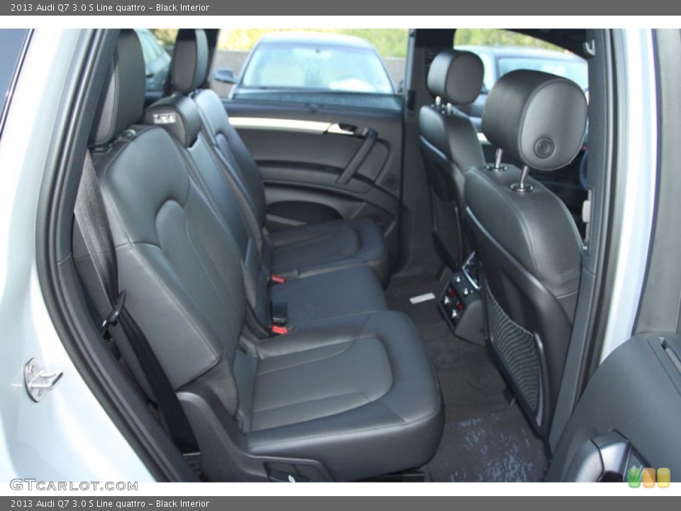 Black Interior Rear Seat for the 2013 Audi Q7 3.0 S Line quattro #72995788
