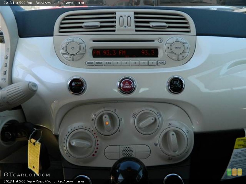 Rosso/Avorio (Red/Ivory) Interior Controls for the 2013 Fiat 500 Pop #73000972