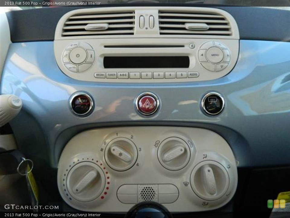 Grigio/Avorio (Gray/Ivory) Interior Controls for the 2013 Fiat 500 Pop #73001152