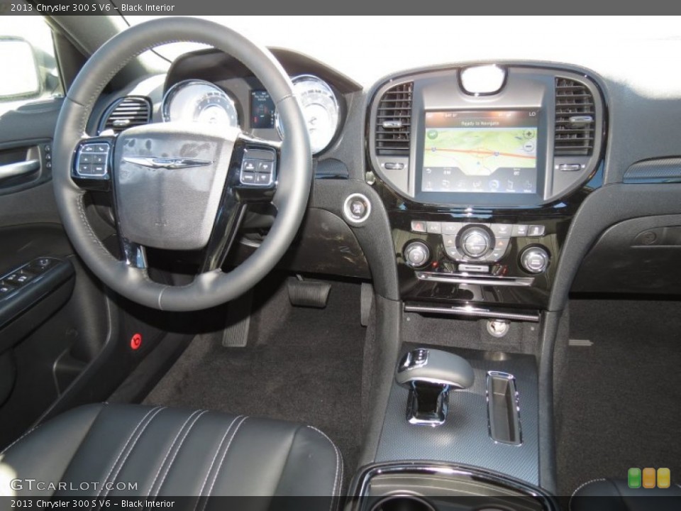 Black Interior Dashboard for the 2013 Chrysler 300 S V6 #73003393