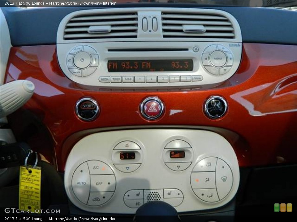 Marrone/Avorio (Brown/Ivory) Interior Controls for the 2013 Fiat 500 Lounge #73005132