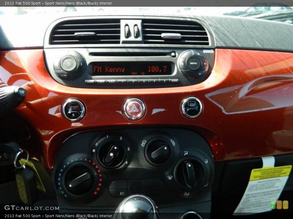 Sport Nero/Nero (Black/Black) Interior Controls for the 2013 Fiat 500 Sport #73006832