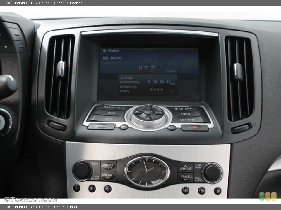 Graphite Interior Controls for the 2009 Infiniti G 37 x Coupe #73008967