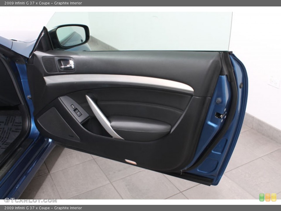Graphite Interior Door Panel for the 2009 Infiniti G 37 x Coupe #73009036