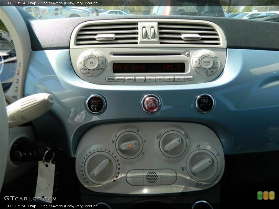 Grigio/Avorio (Gray/Ivory) Interior Controls for the 2013 Fiat 500 Pop #73012525