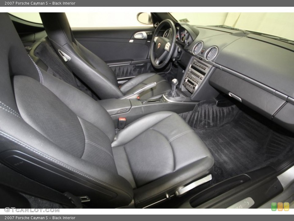 Black Interior Photo for the 2007 Porsche Cayman S #73013769