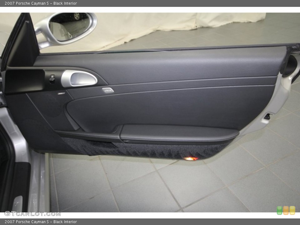Black Interior Door Panel for the 2007 Porsche Cayman S #73013812
