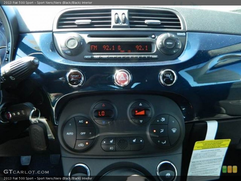 Sport Nero/Nero (Black/Black) Interior Controls for the 2013 Fiat 500 Sport #73014918
