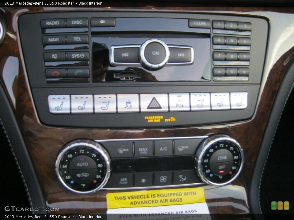 Black Interior Controls for the 2013 Mercedes-Benz SL 550 Roadster #73016359