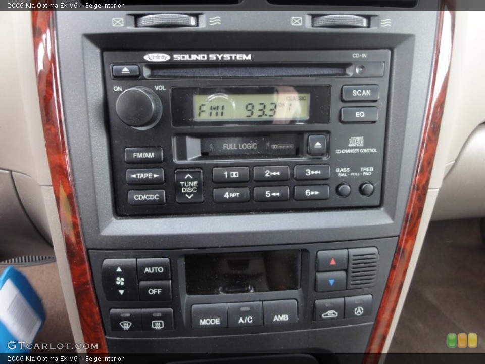 Beige Interior Controls for the 2006 Kia Optima EX V6 #73017073