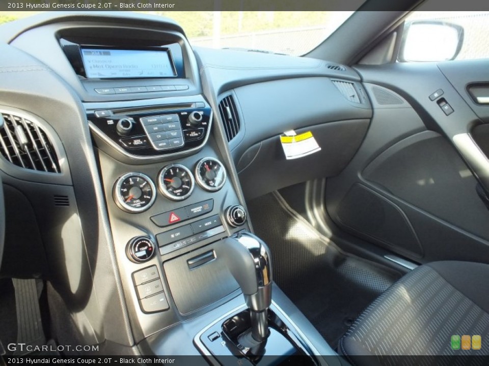 Black Cloth Interior Photo for the 2013 Hyundai Genesis Coupe 2.0T #73020118