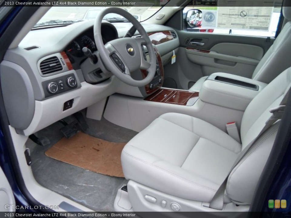 Ebony Interior Photo for the 2013 Chevrolet Avalanche LTZ 4x4 Black Diamond Edition #73024761
