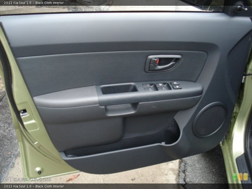 Black Cloth Interior Door Panel for the 2013 Kia Soul 1.6 #73029140