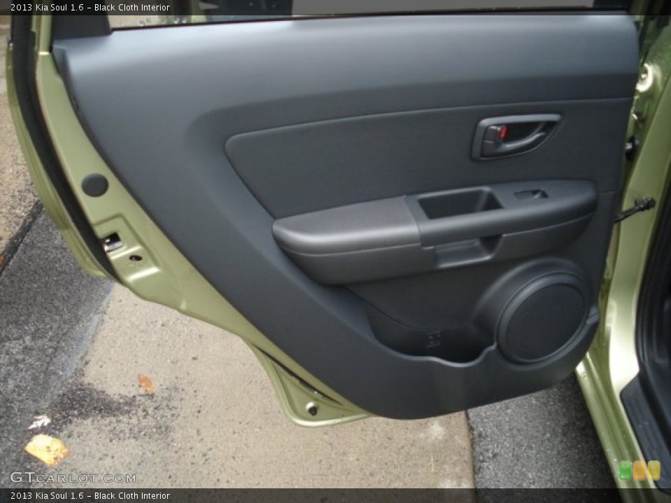 Black Cloth Interior Door Panel for the 2013 Kia Soul 1.6 #73029182