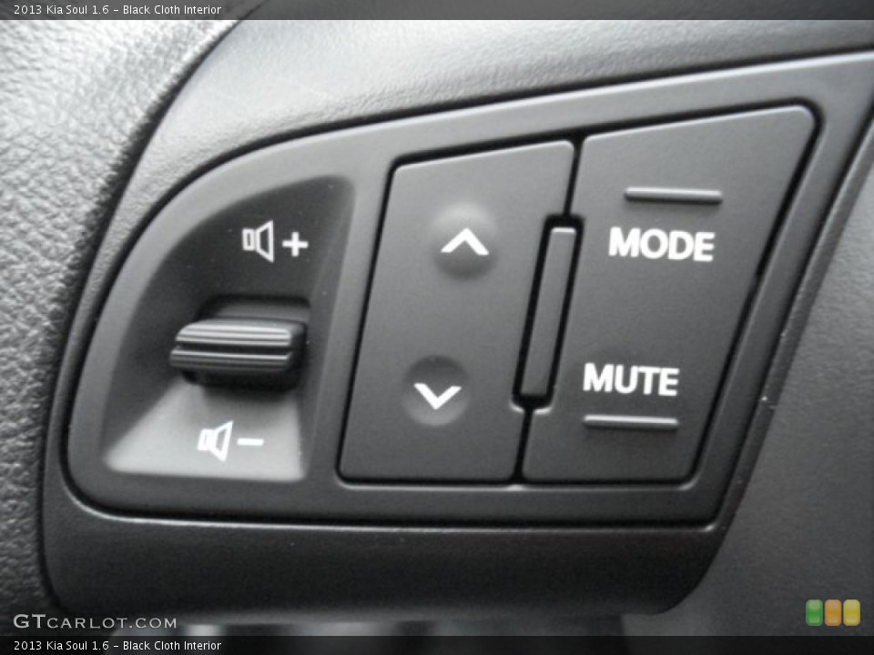 Black Cloth Interior Controls for the 2013 Kia Soul 1.6 #73029286