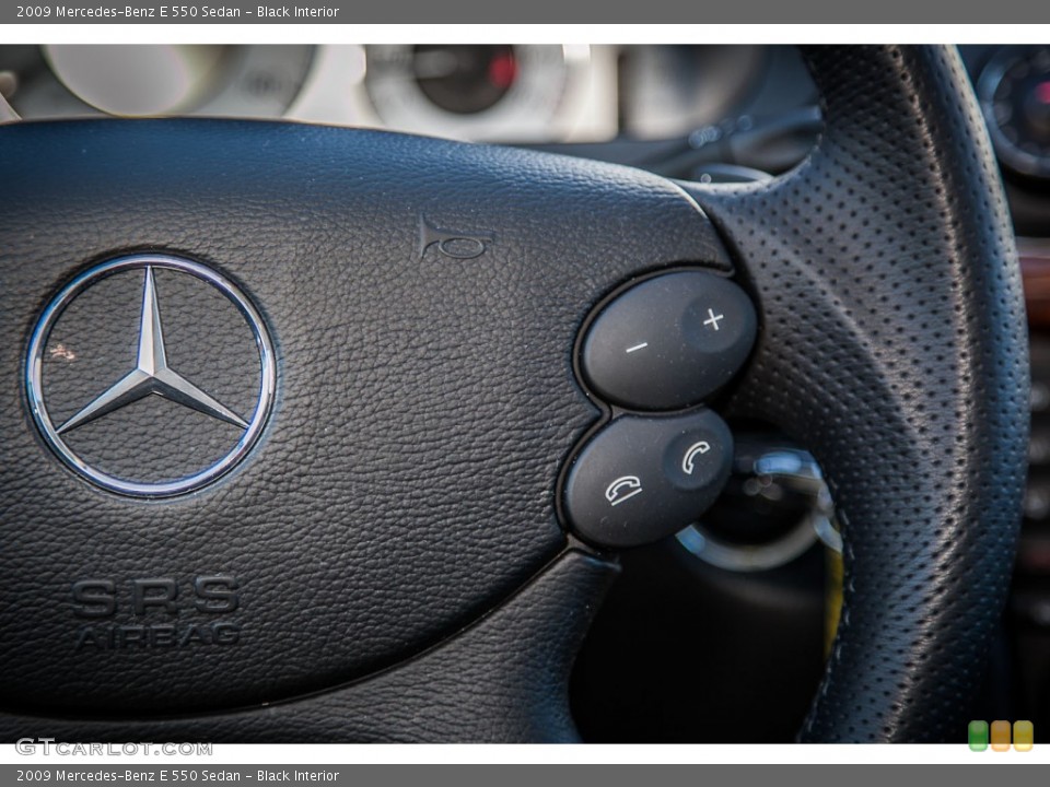 Black Interior Controls for the 2009 Mercedes-Benz E 550 Sedan #73039702