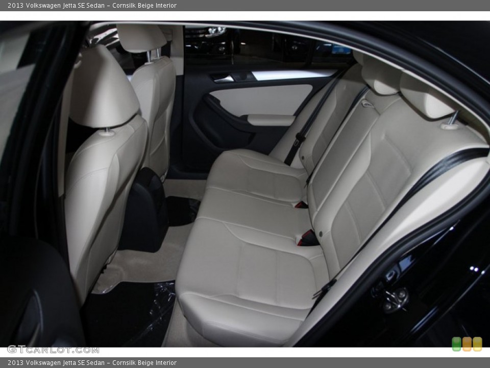 Cornsilk Beige Interior Photo for the 2013 Volkswagen Jetta SE Sedan #73040767