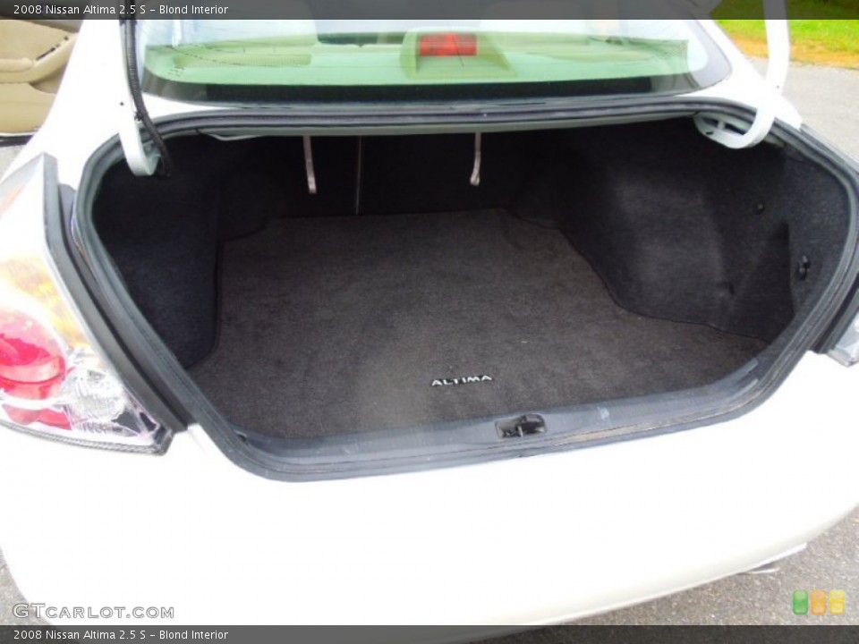 Blond Interior Trunk for the 2008 Nissan Altima 2.5 S #73041586