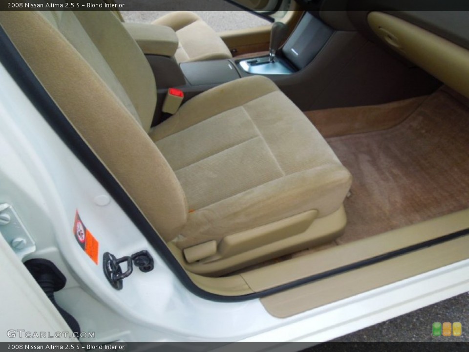 Blond Interior Front Seat for the 2008 Nissan Altima 2.5 S #73041614
