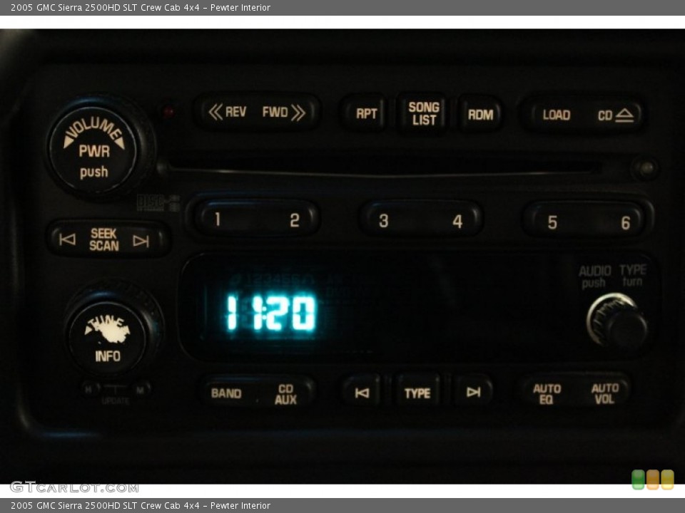 Pewter Interior Audio System for the 2005 GMC Sierra 2500HD SLT Crew Cab 4x4 #73051576