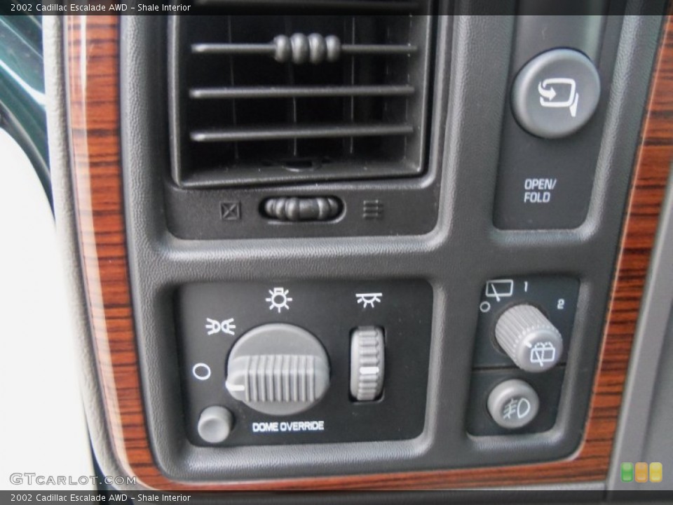 Shale Interior Controls for the 2002 Cadillac Escalade AWD #73052410