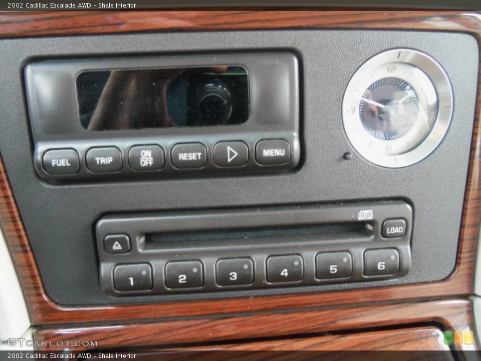 Shale Interior Controls for the 2002 Cadillac Escalade AWD #73052443