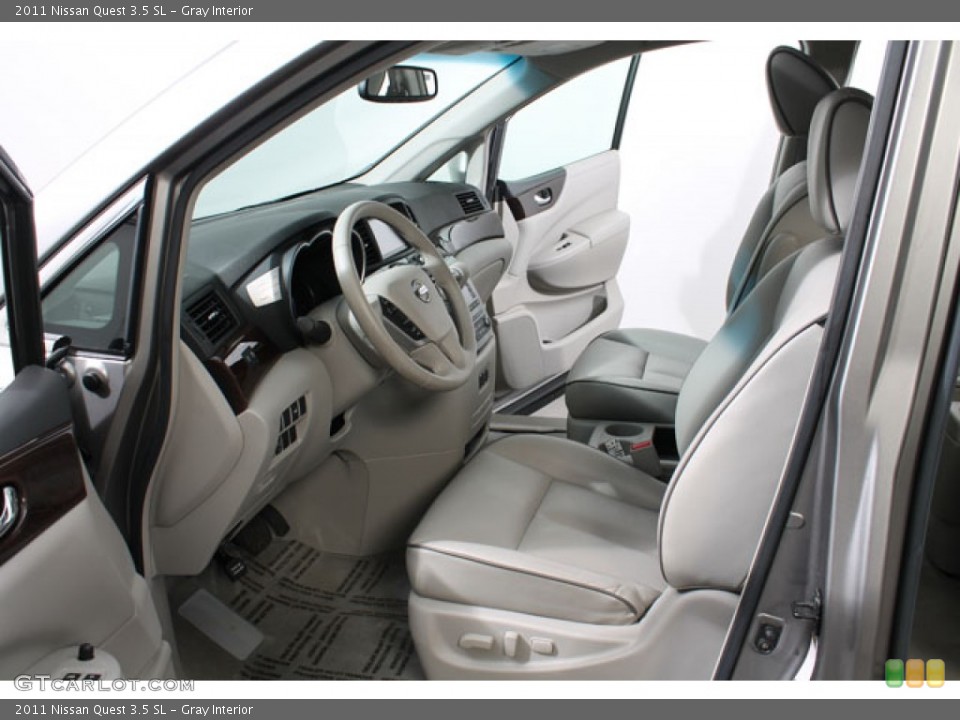 Gray Interior Photo for the 2011 Nissan Quest 3.5 SL #73072353
