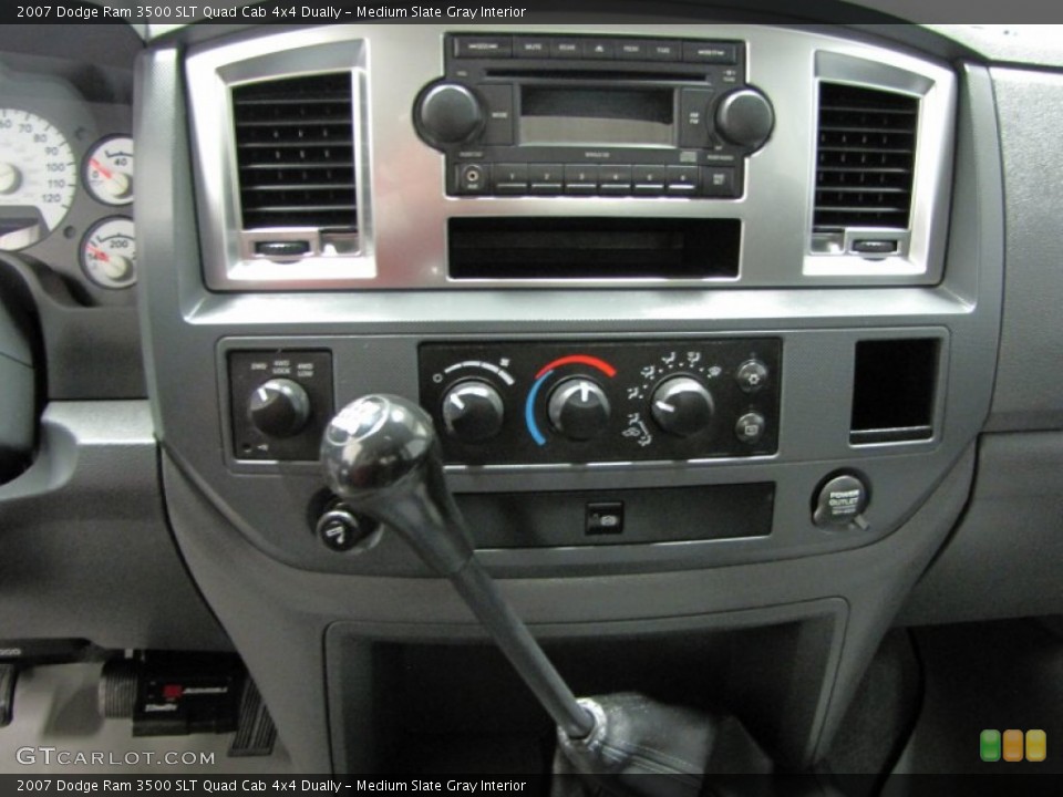 Medium Slate Gray Interior Controls for the 2007 Dodge Ram 3500 SLT Quad Cab 4x4 Dually #73089775
